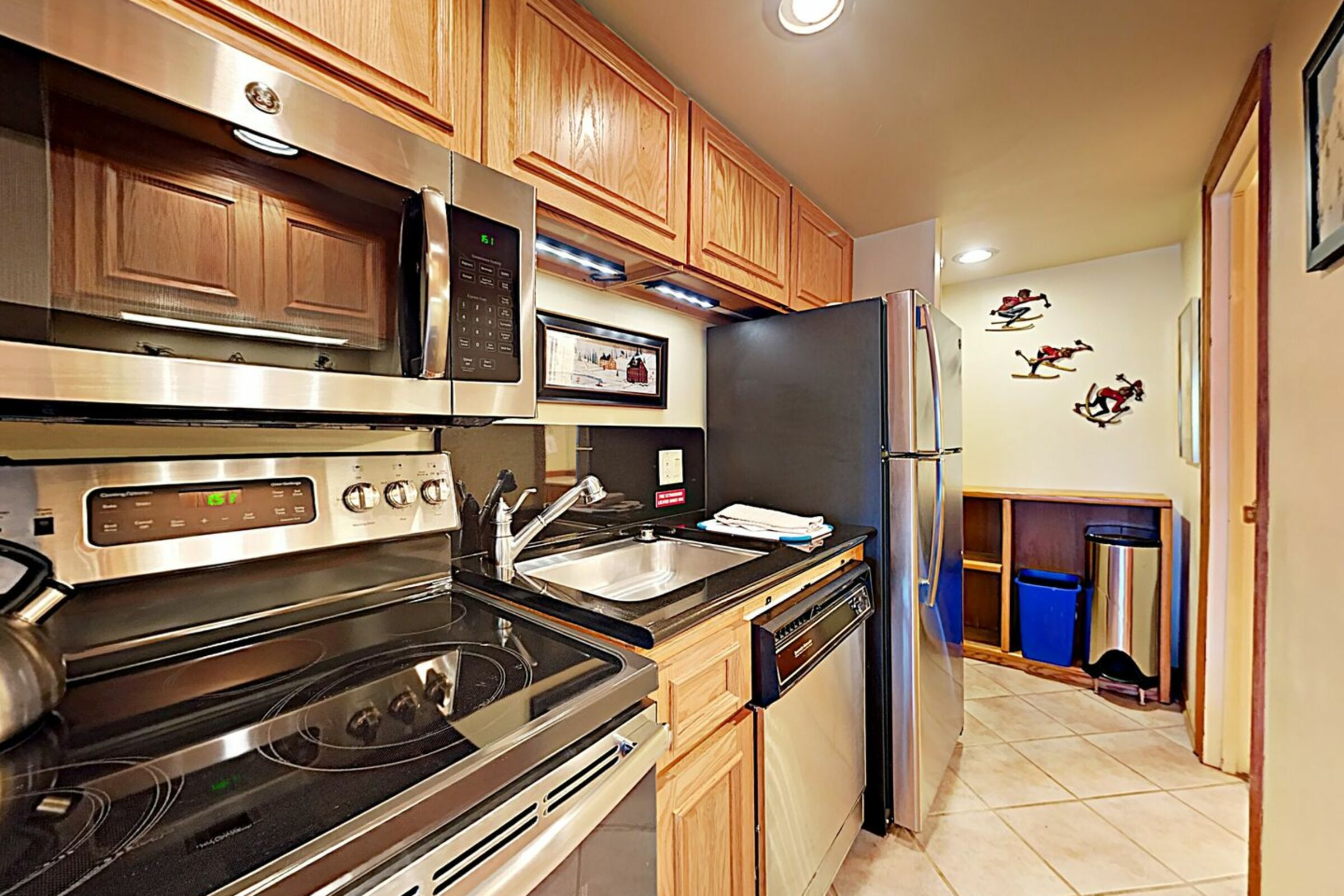 #301 - Studio Kitchen