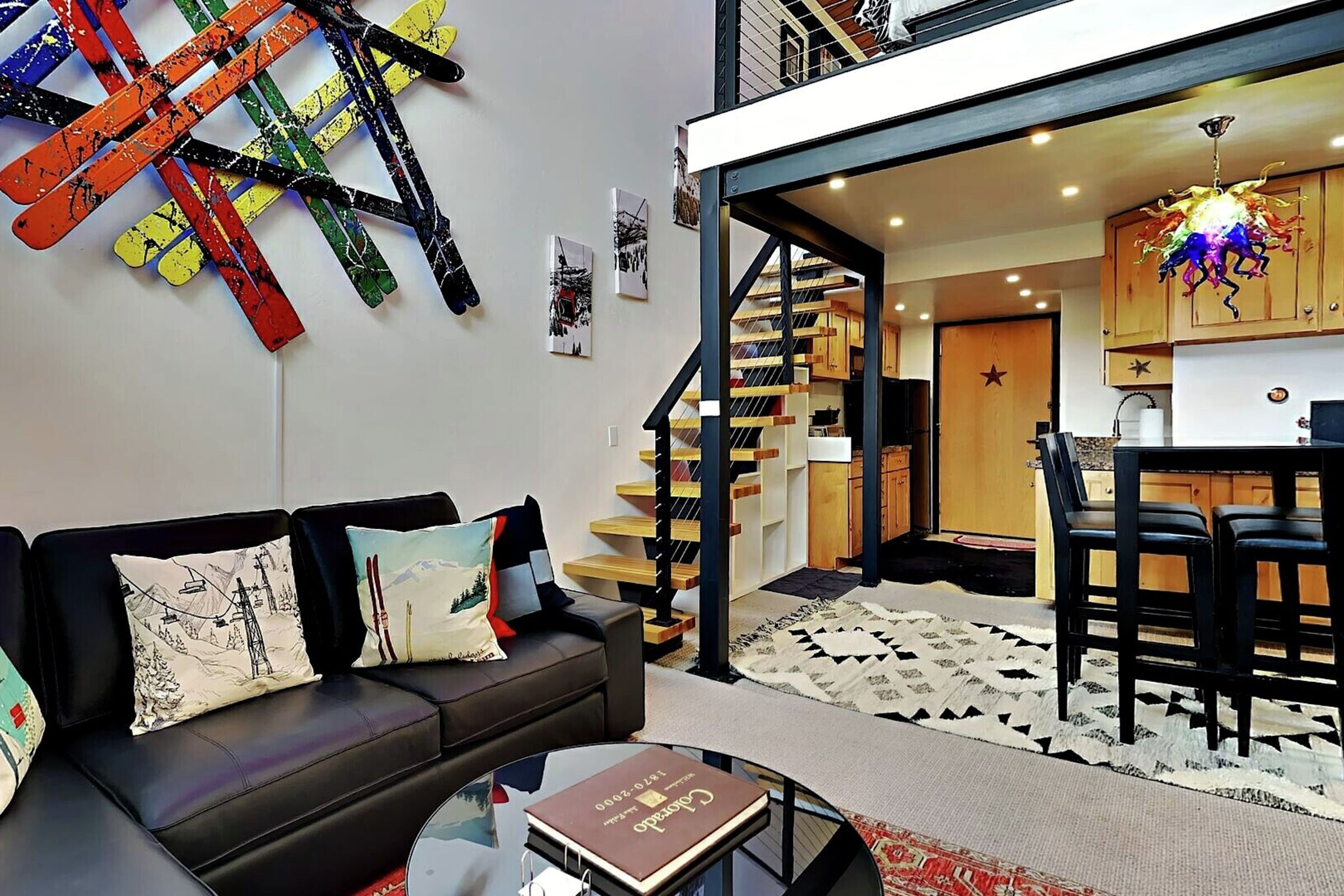 #315 - Living Area