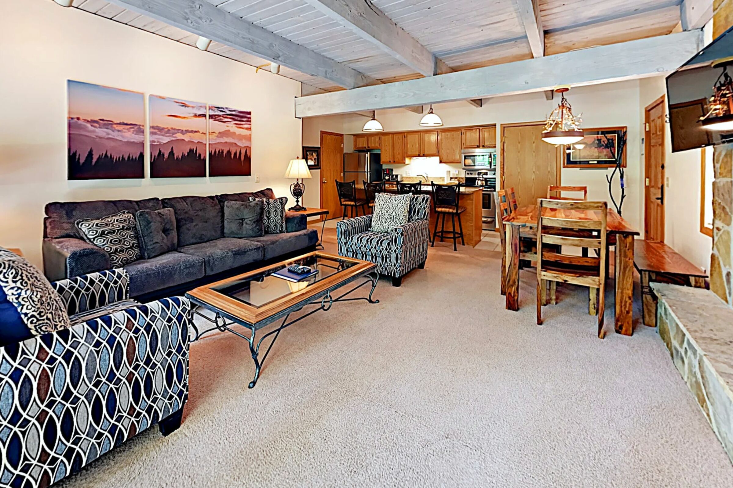 #A2H - Living Room & Dining Room