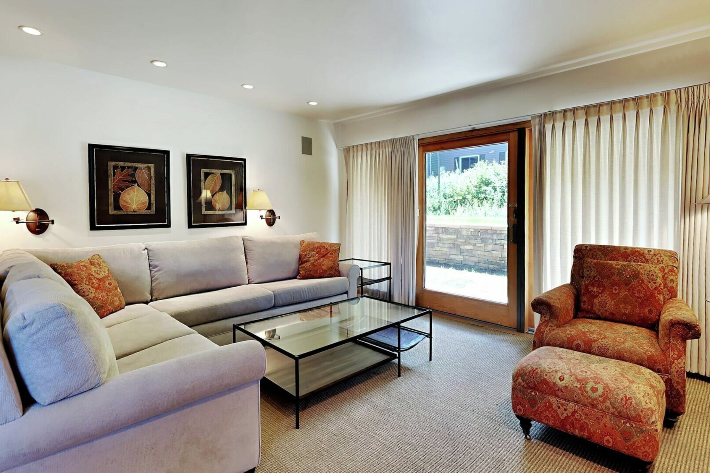 #B2E - Living Area