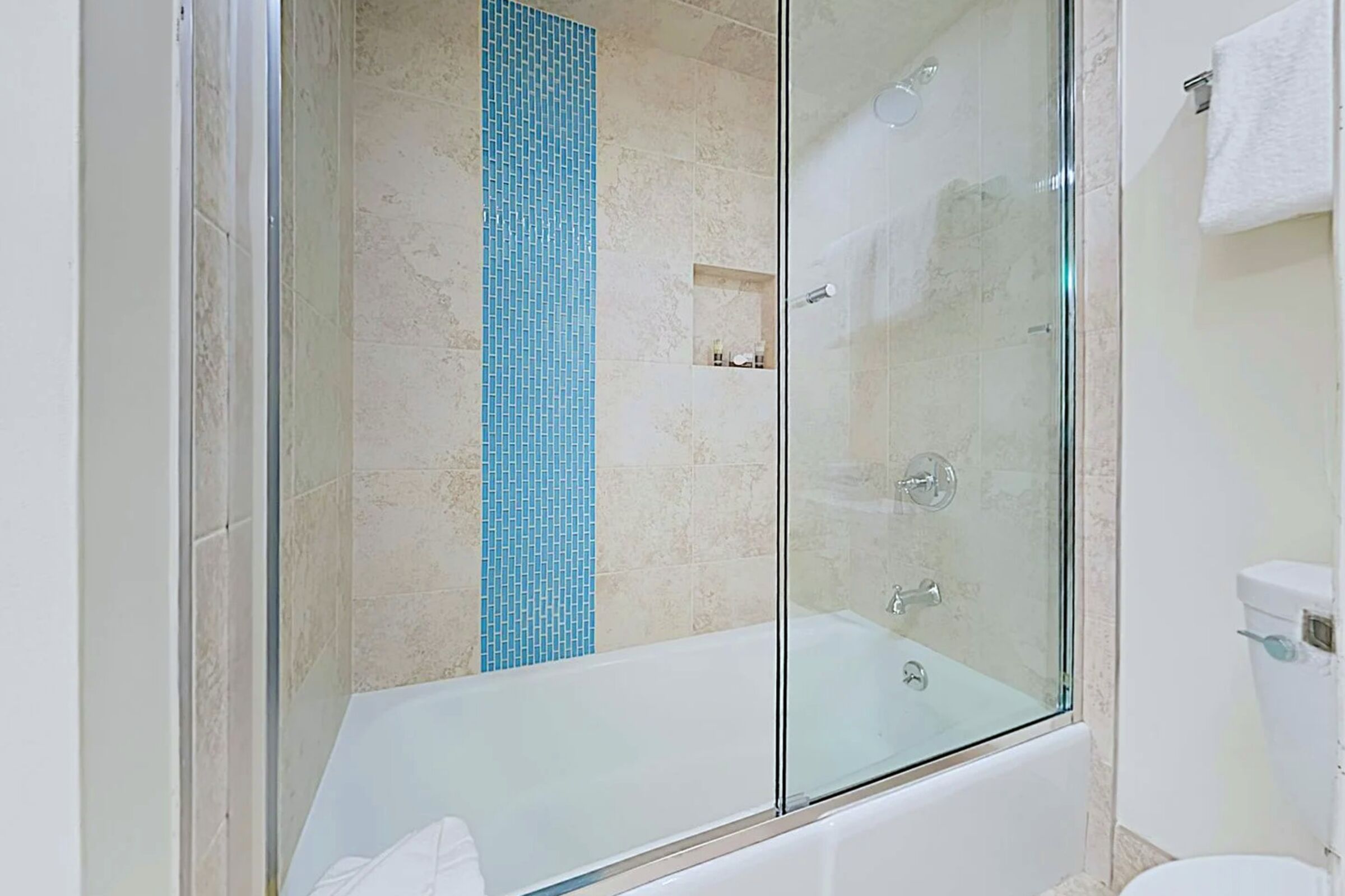 #D2E - Bathroom