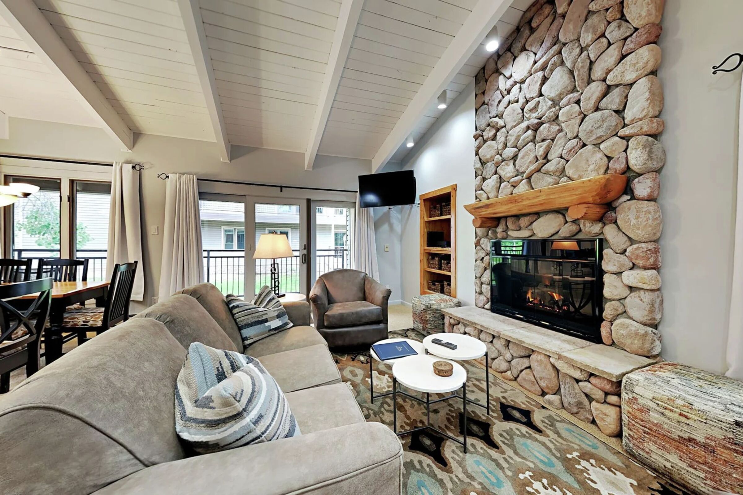 #D3E - Living Area
