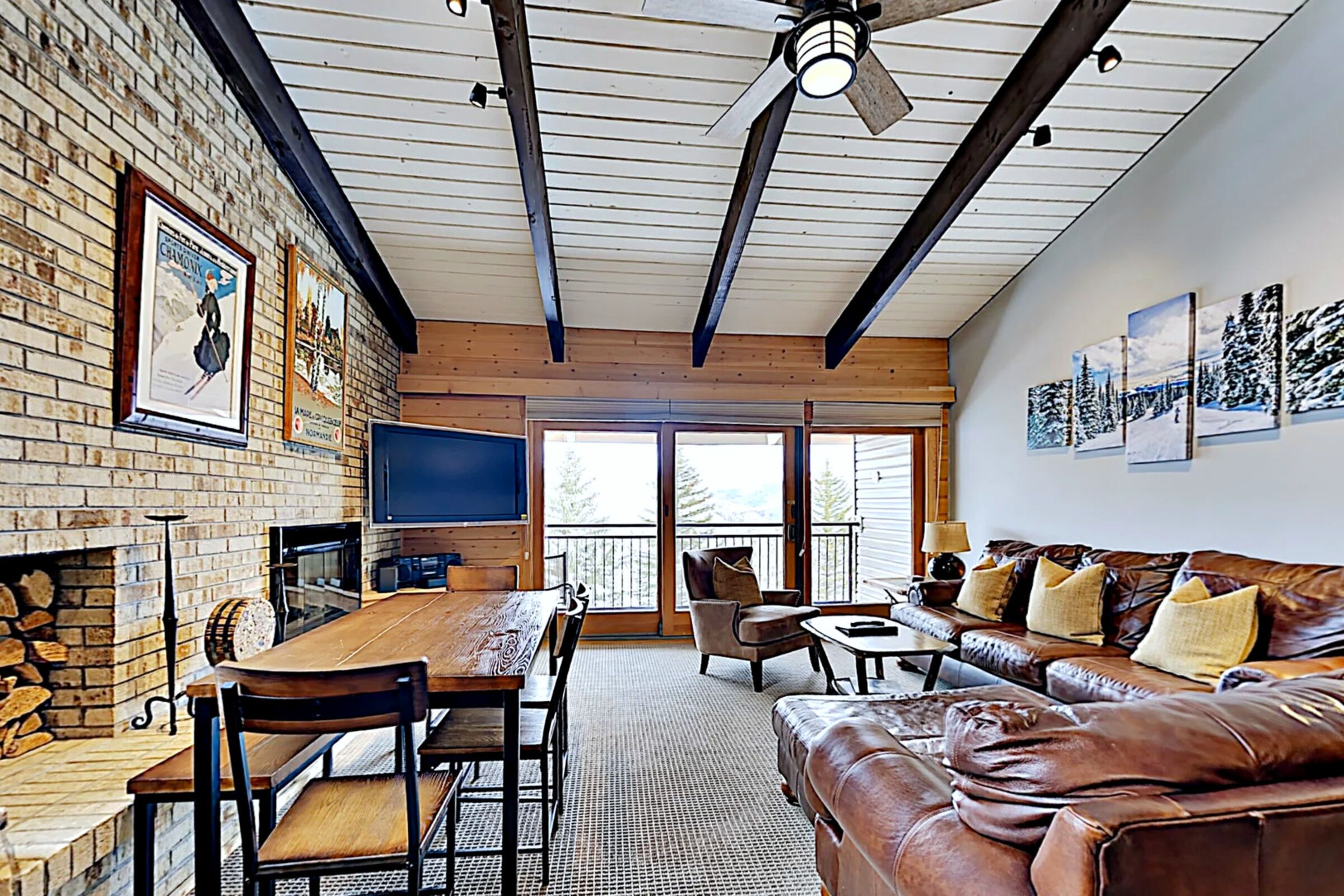 Living Area & Dining Area