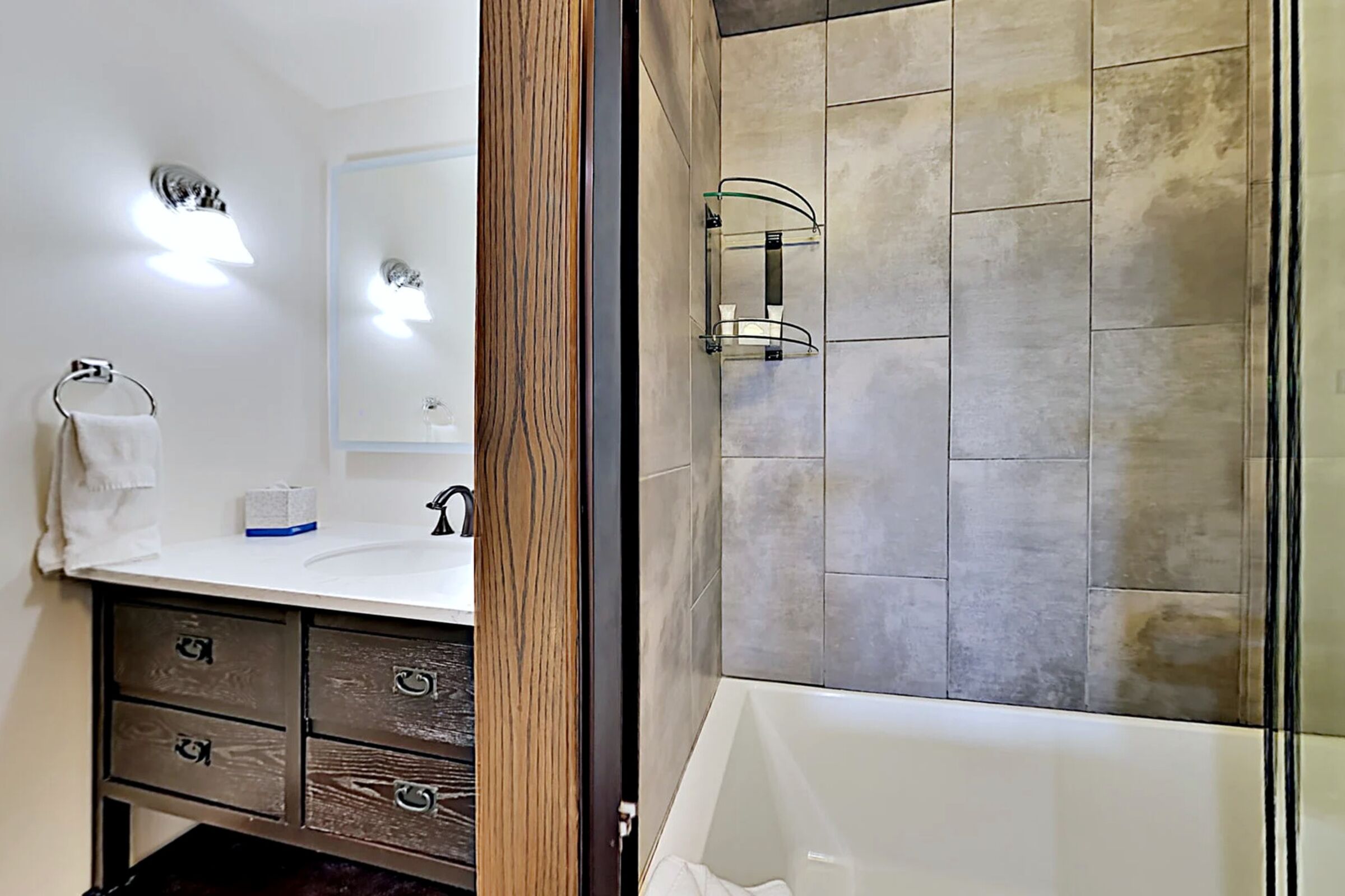 Master Ensuite Bathroom