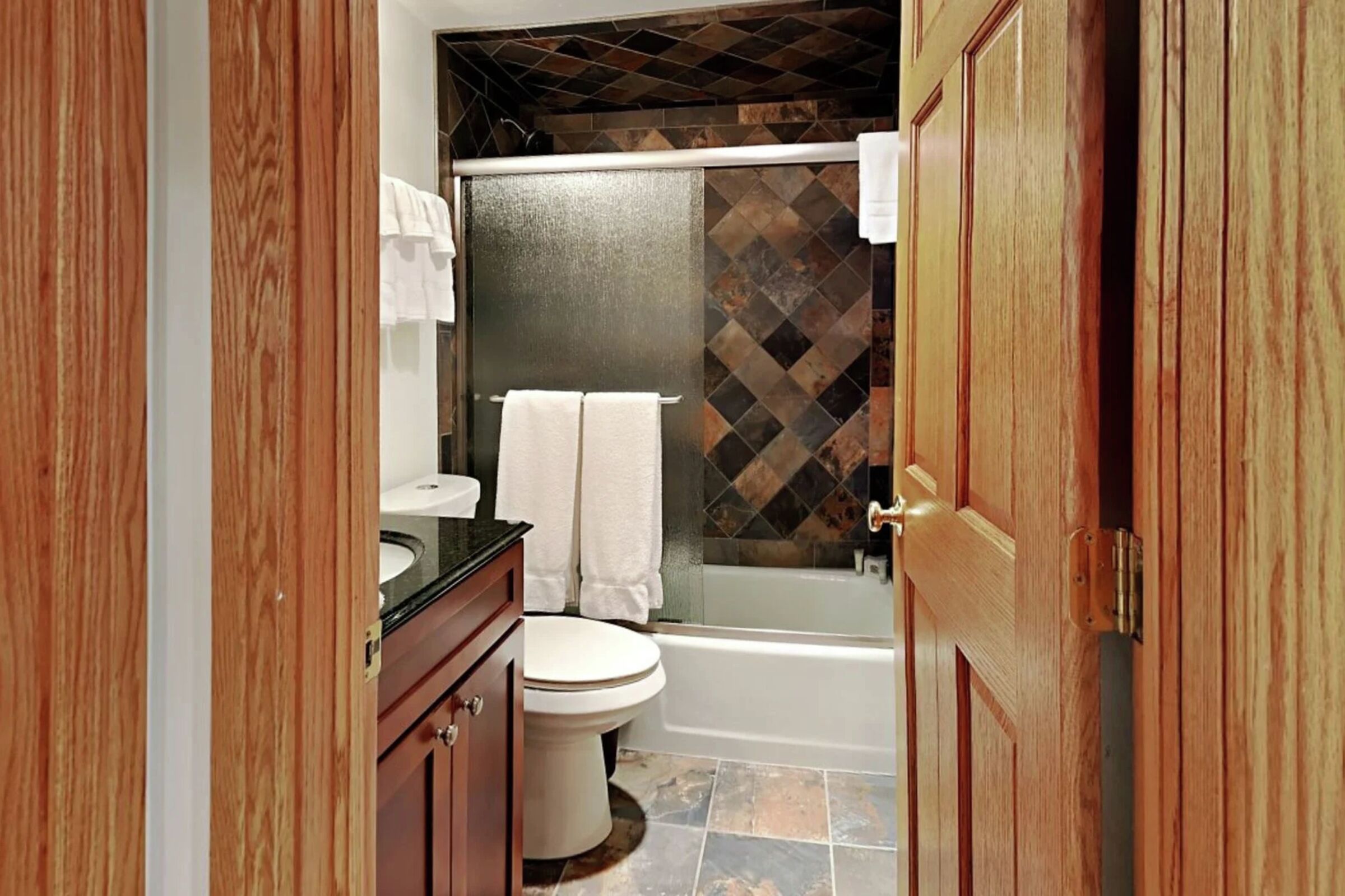 #B3H - Bathroom