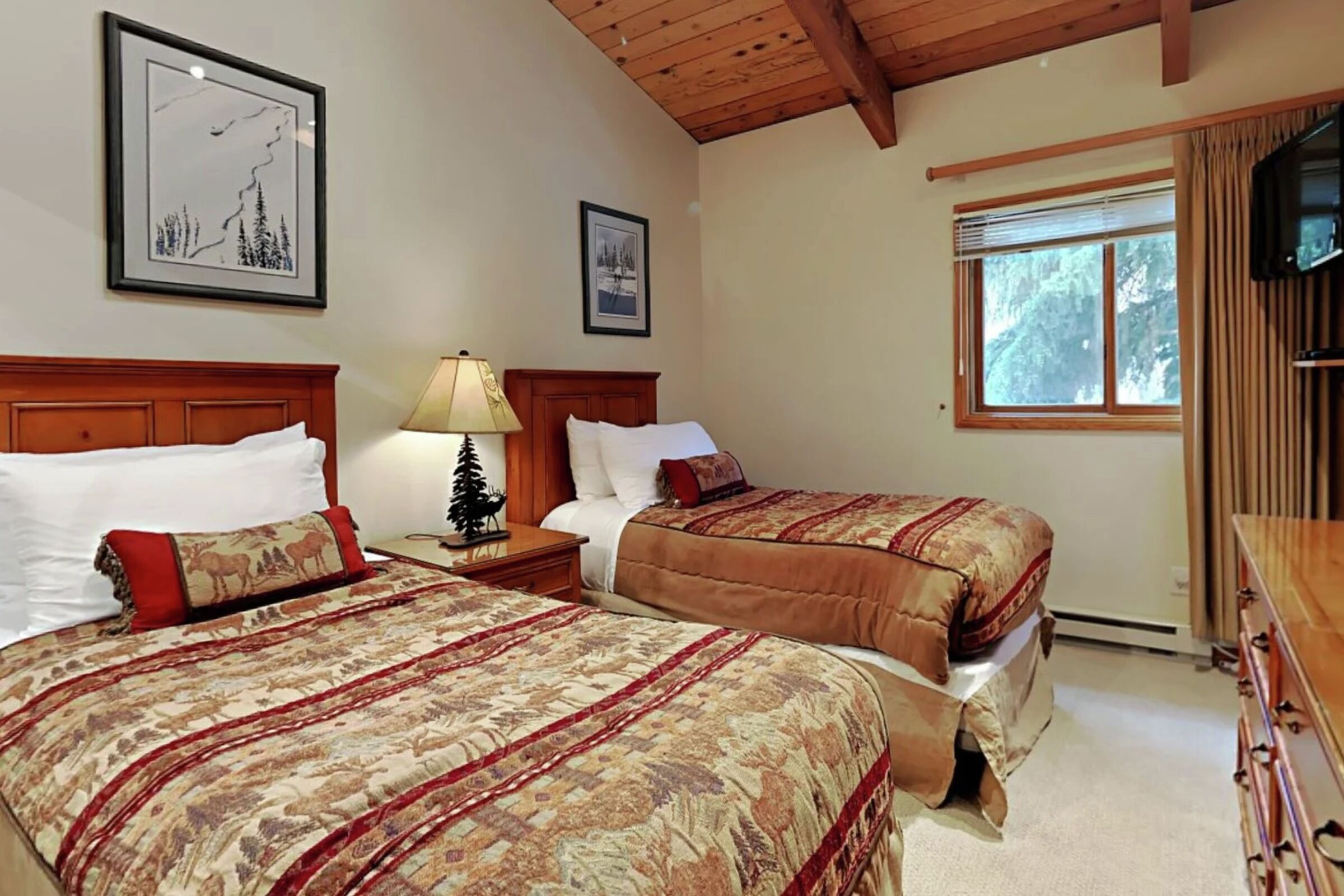 #B3H - Bedroom