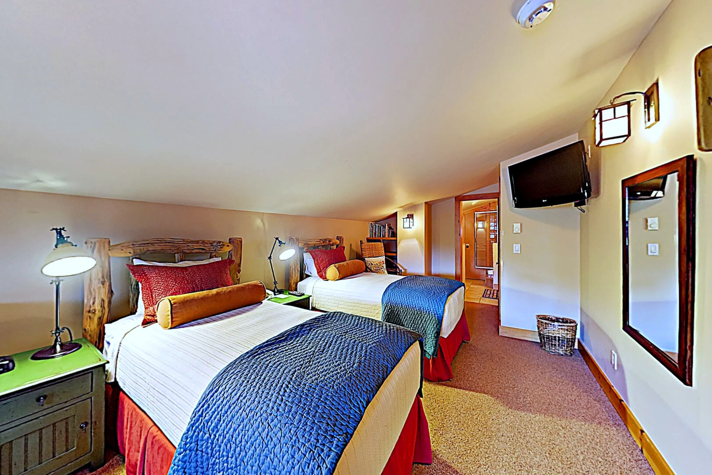 #C3H - Loft Bedroom