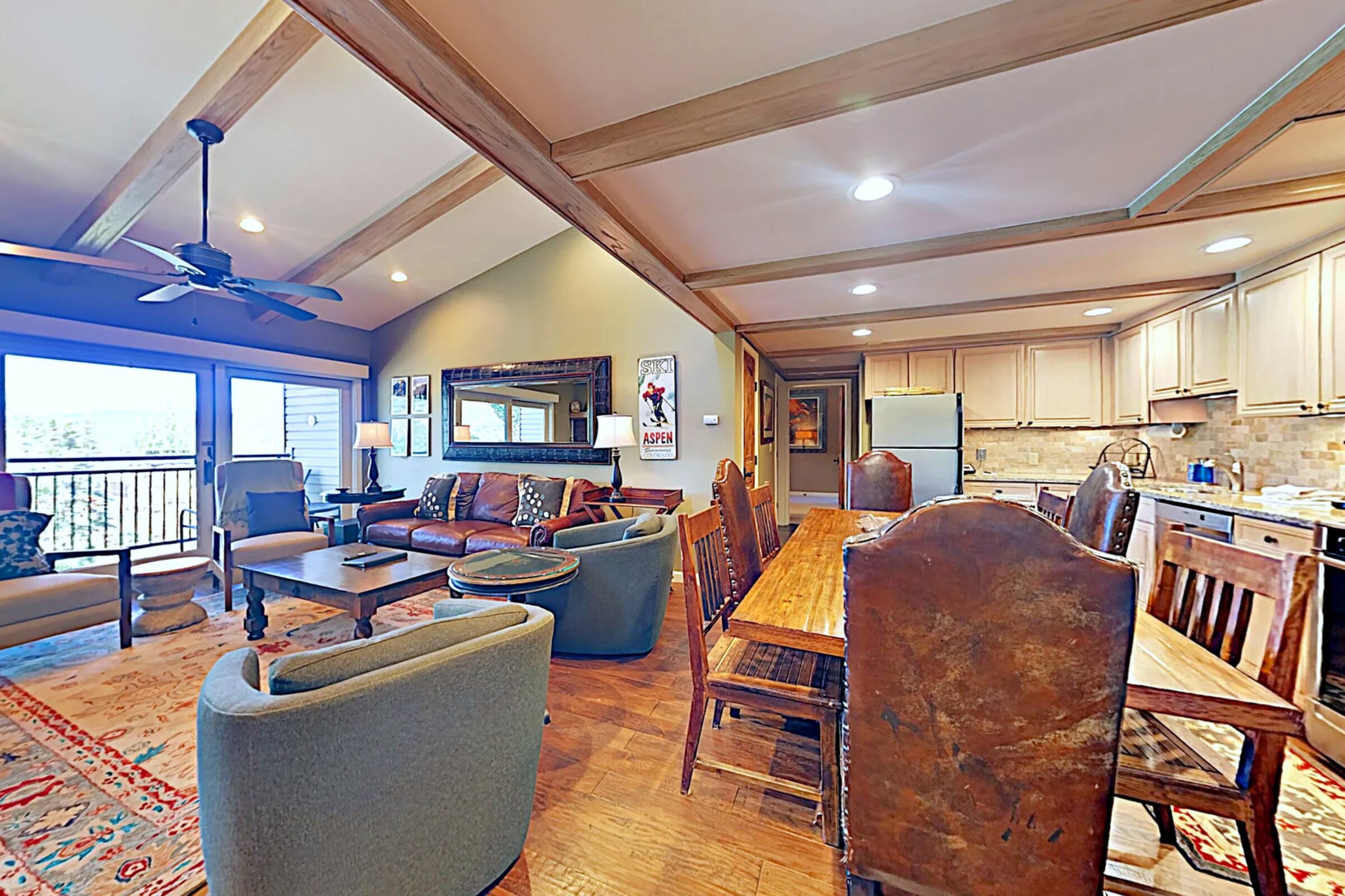 #D3D - Dining Area & Living Area