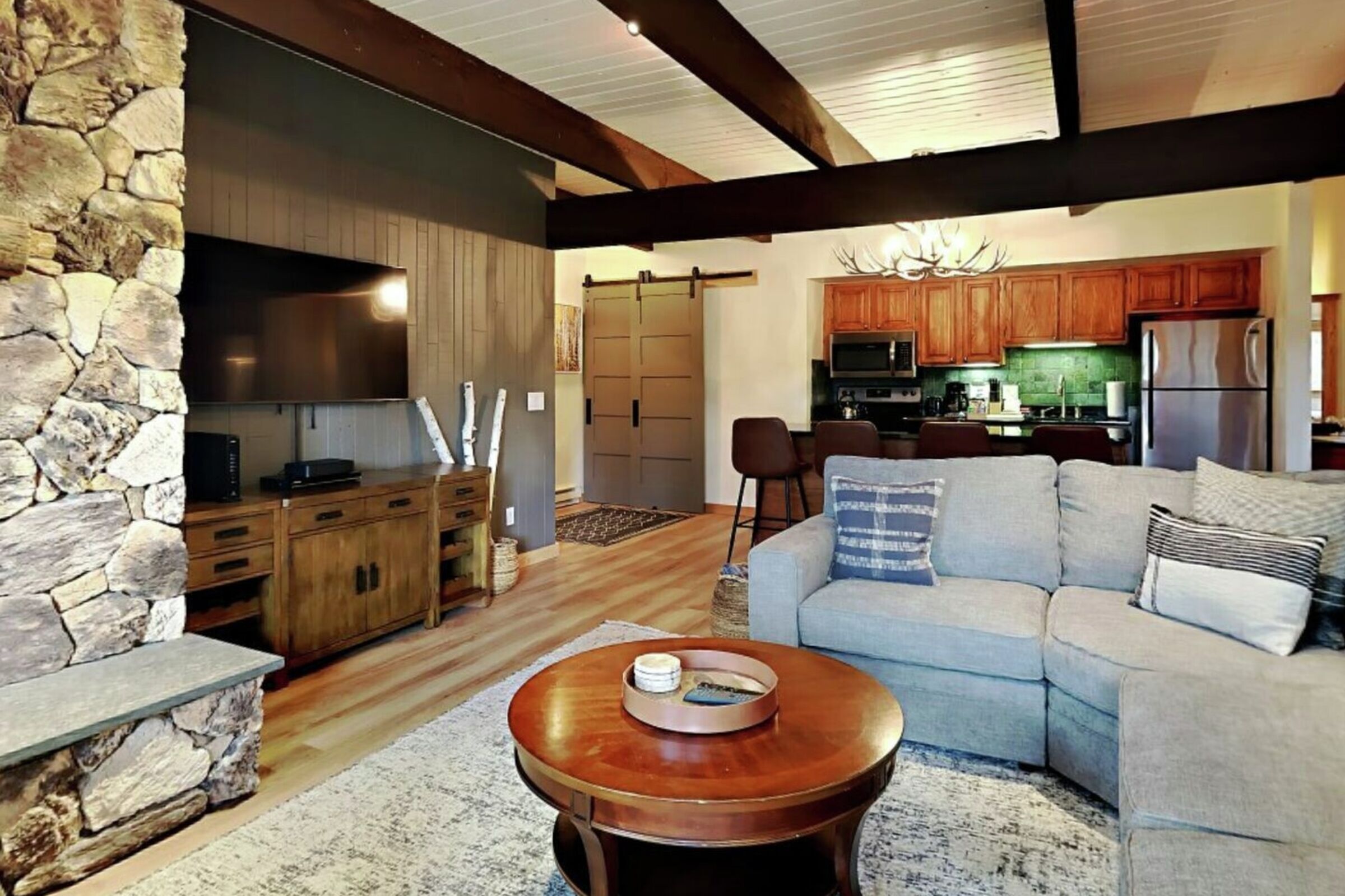 #C2C - Living Room