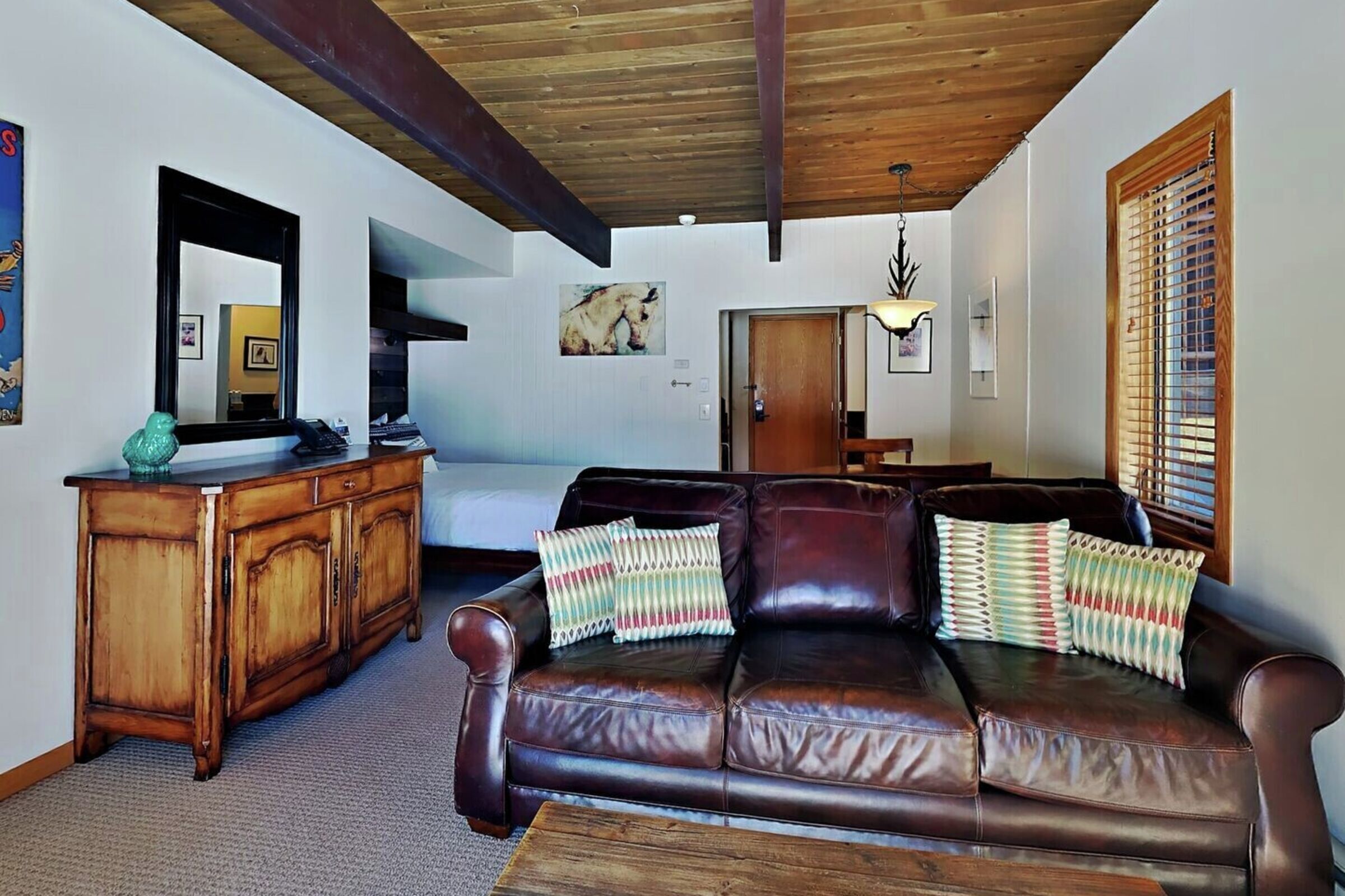 #118 - Living Area