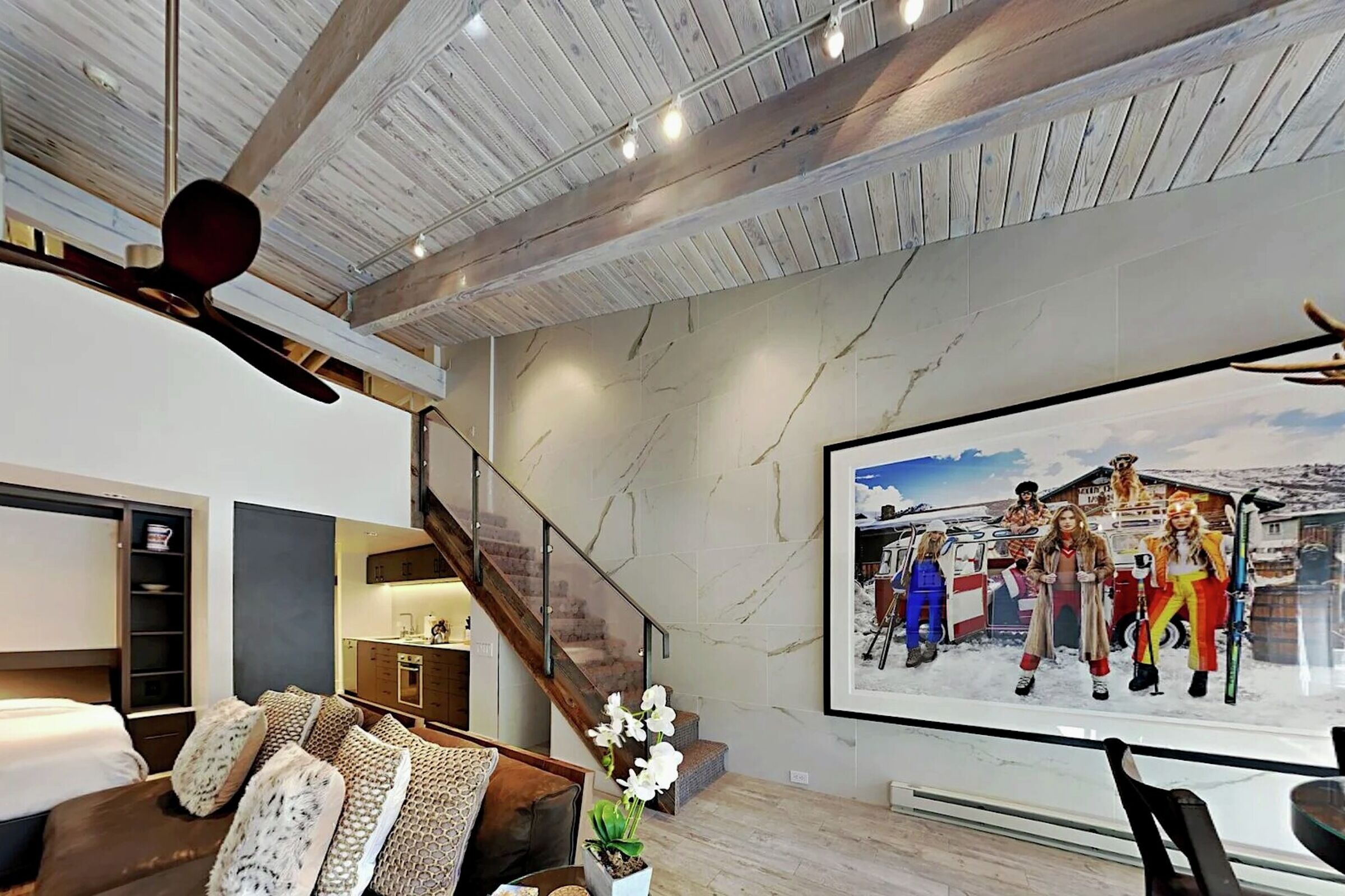 #304 - Studio Living Area