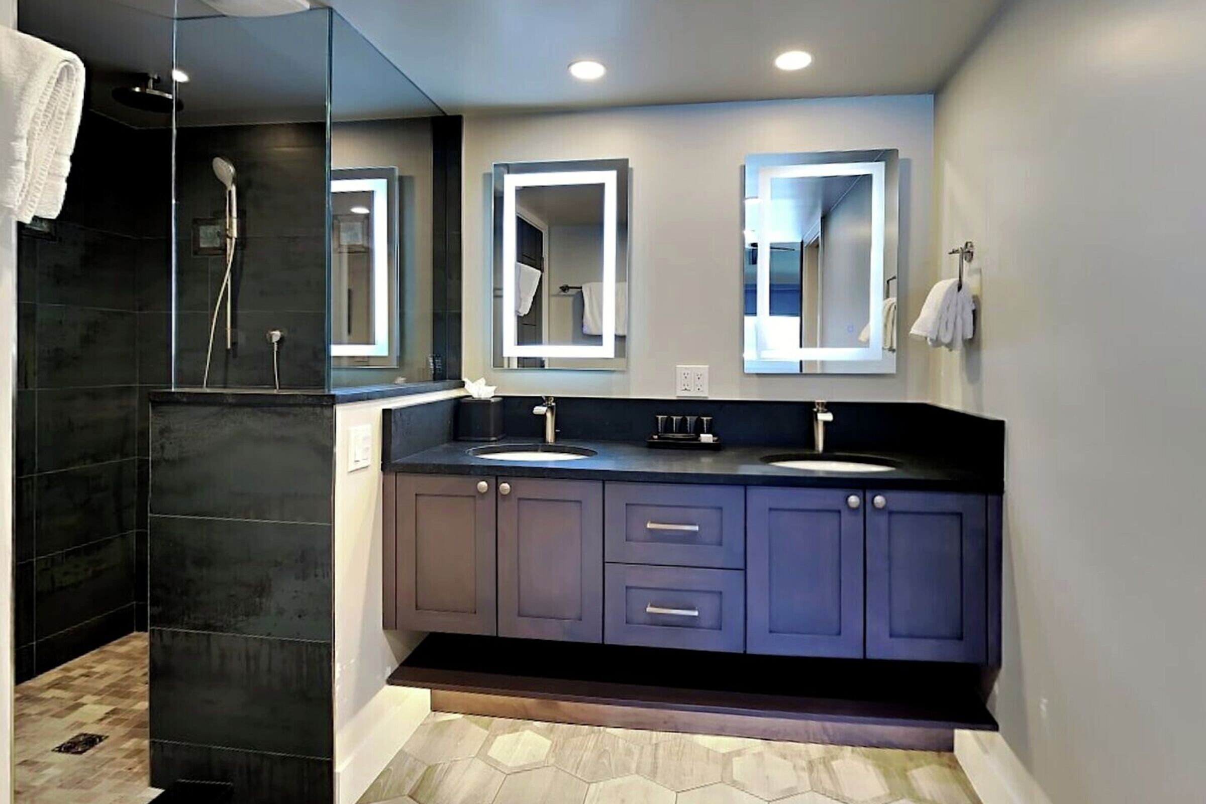 #D3H - Master Ensuite Bathroom
