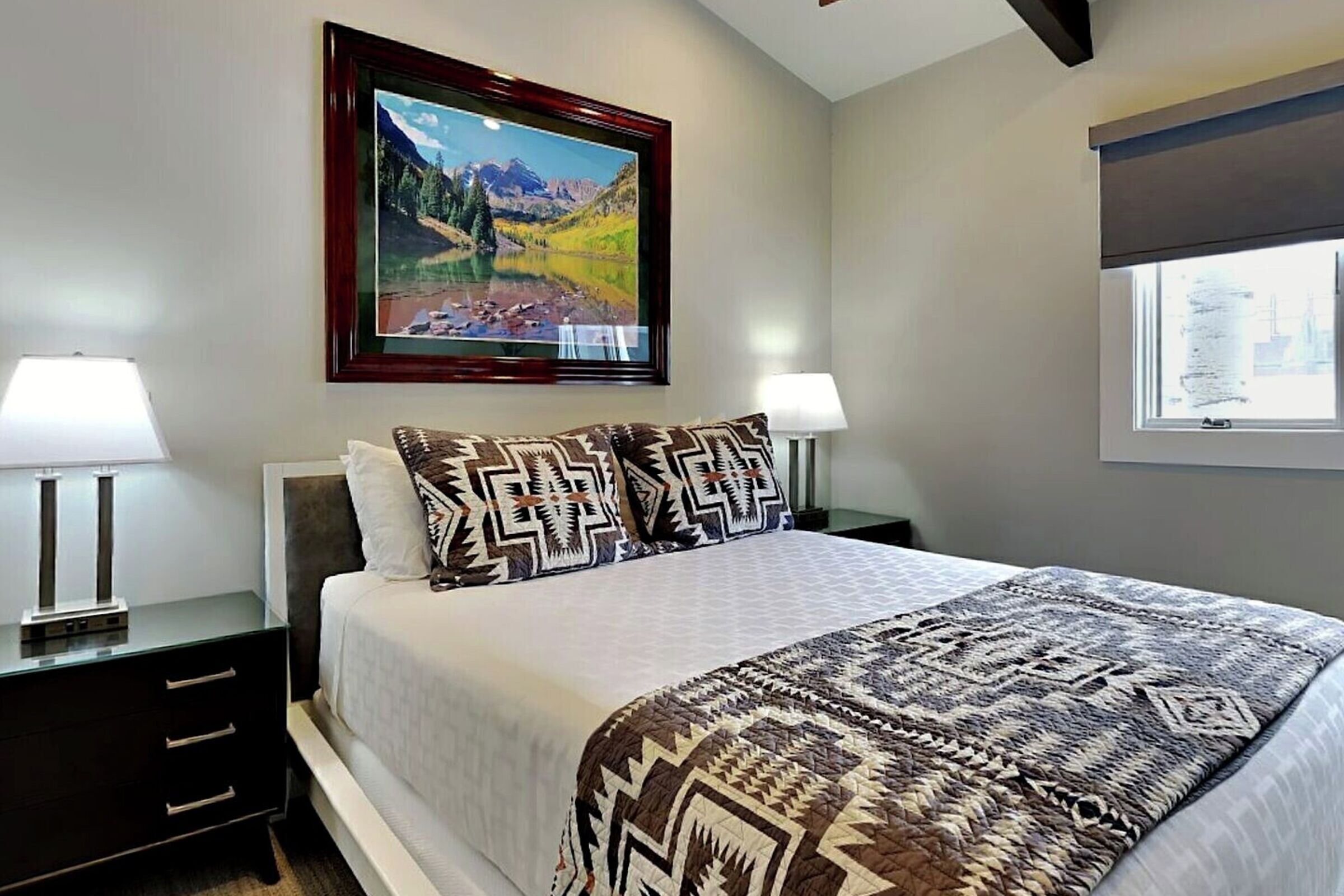 #D3H - Bedroom