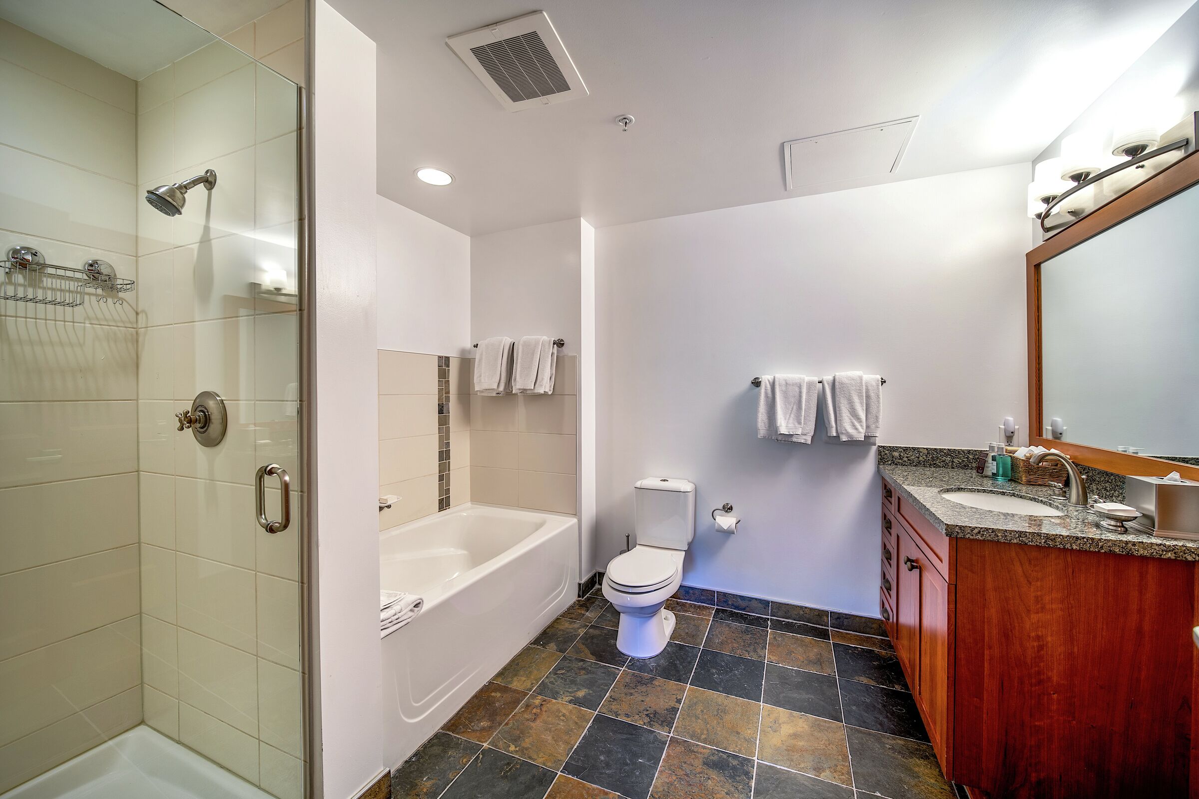 Master Ensuite Bathroom