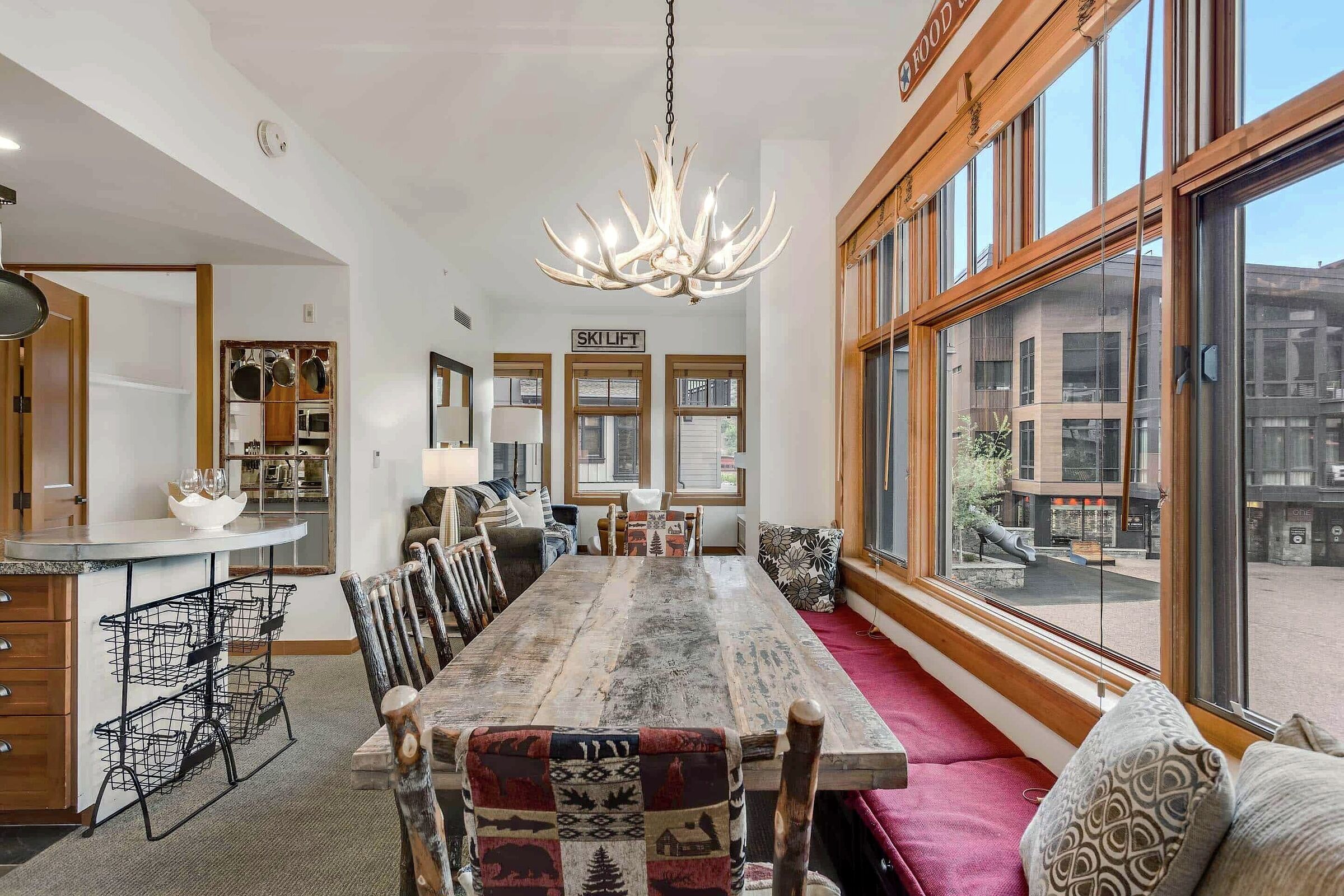 Living Area & Dining Area