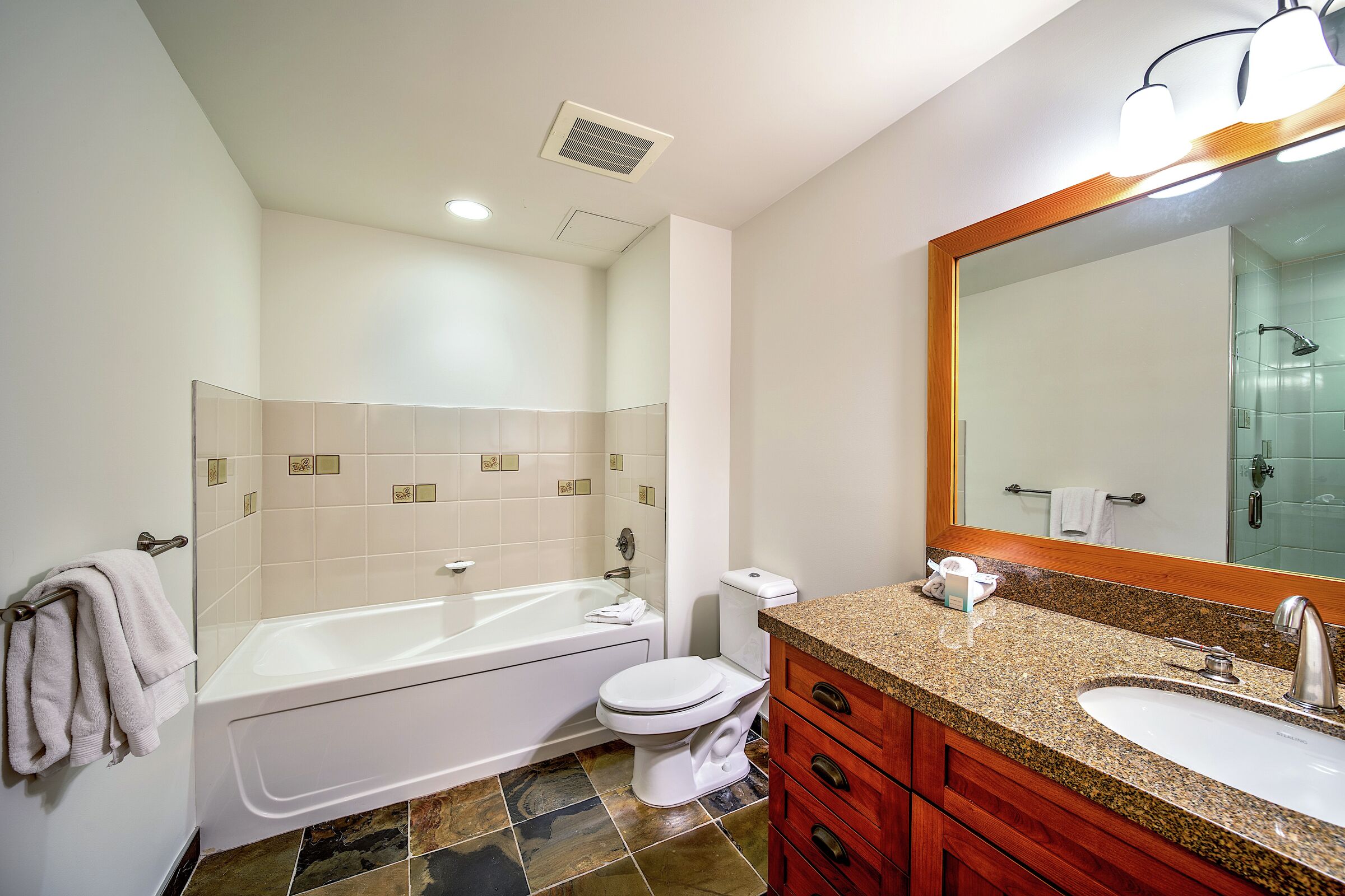 #3306 - Bathroom