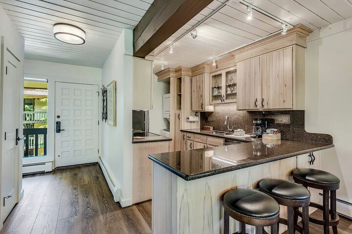 IN204 - Kitchen