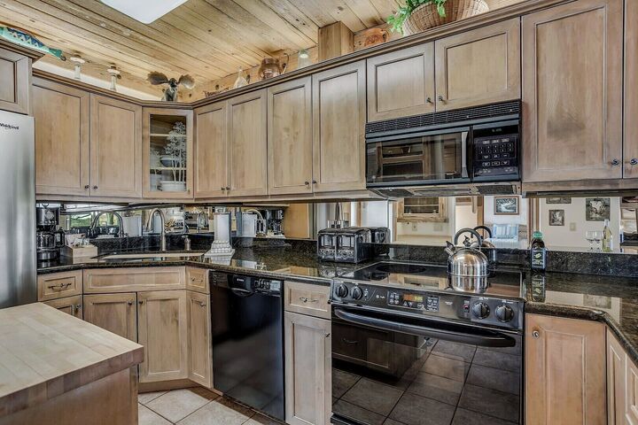 IN209 - Kitchen