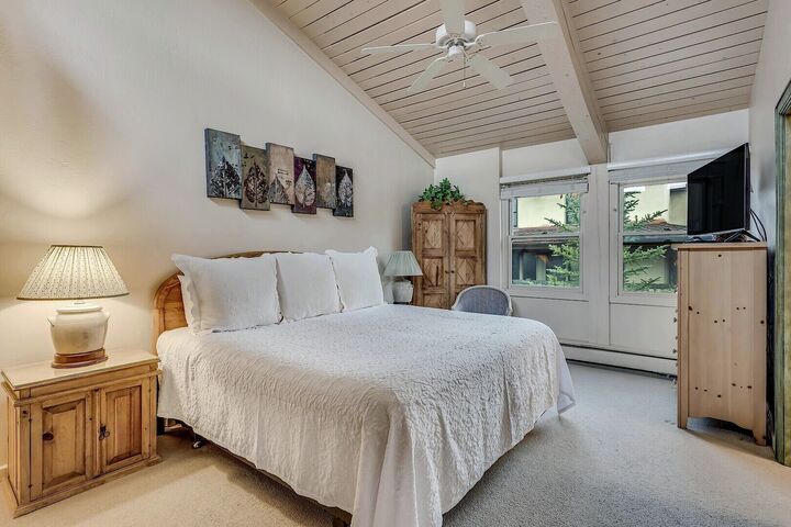 IN302 - Bedroom