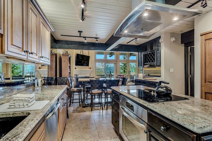 IN302 - Kitchen