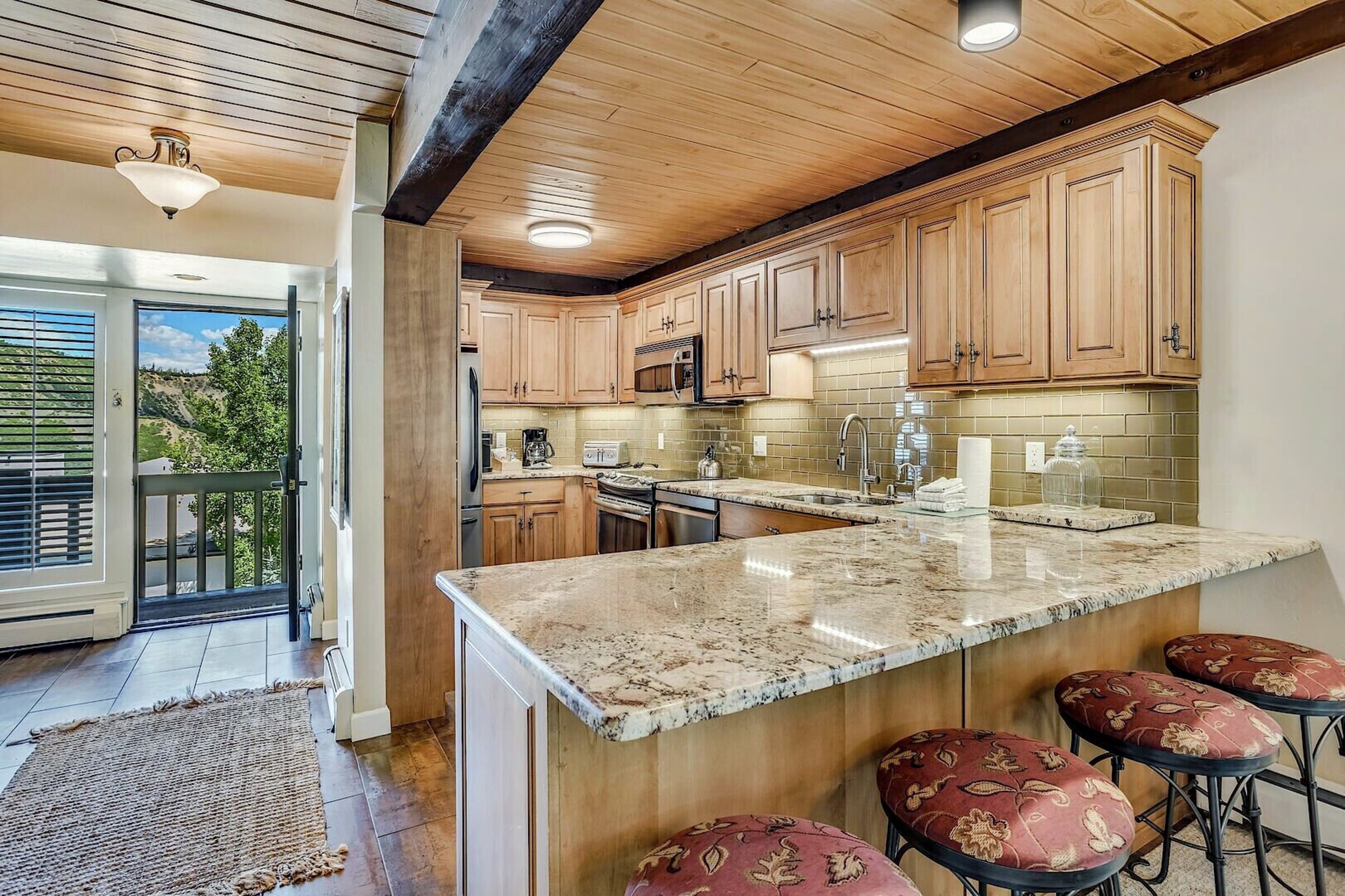 IN308 - Kitchen