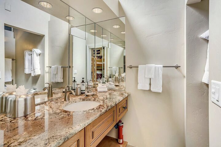 Ensuite Bathroom