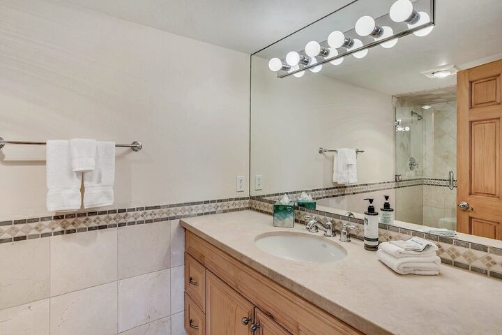 Master Ensuite Bathroom