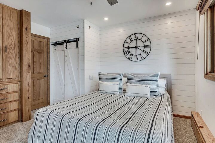 L102 - Studio Sleeping Area
