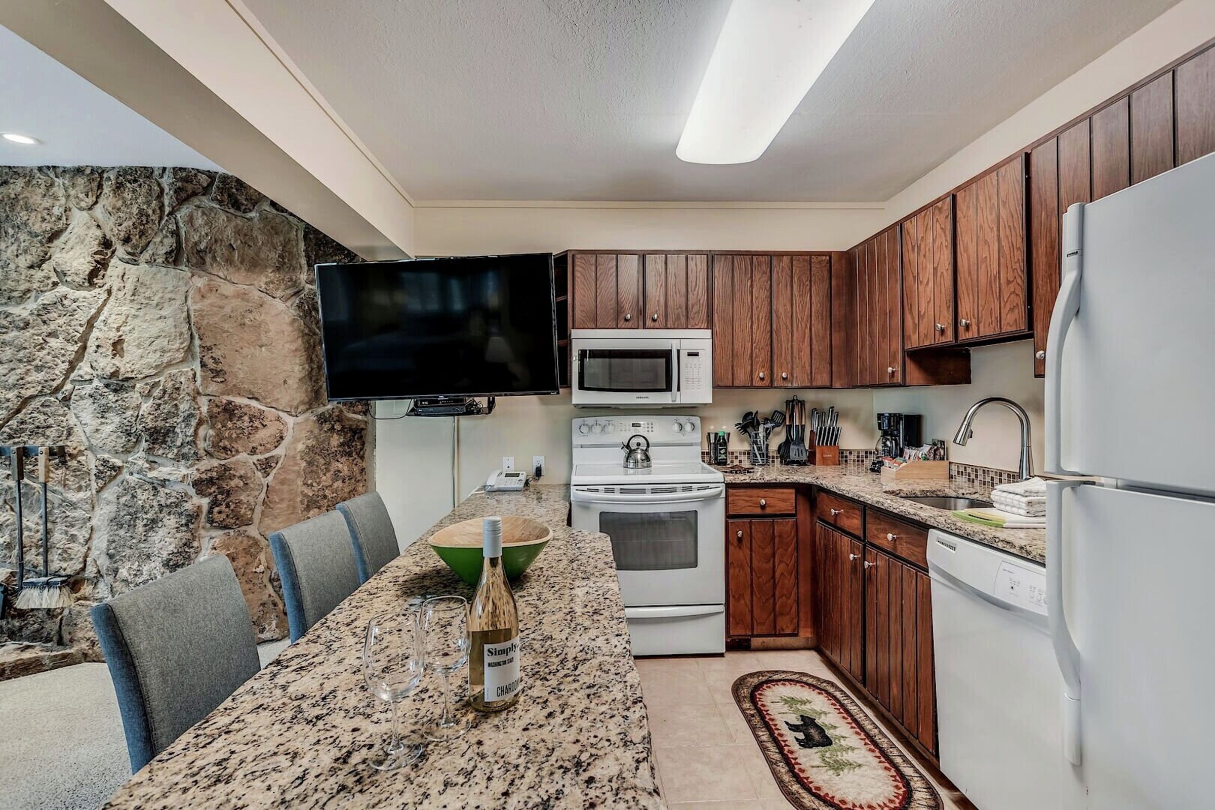 Studio Kitchen