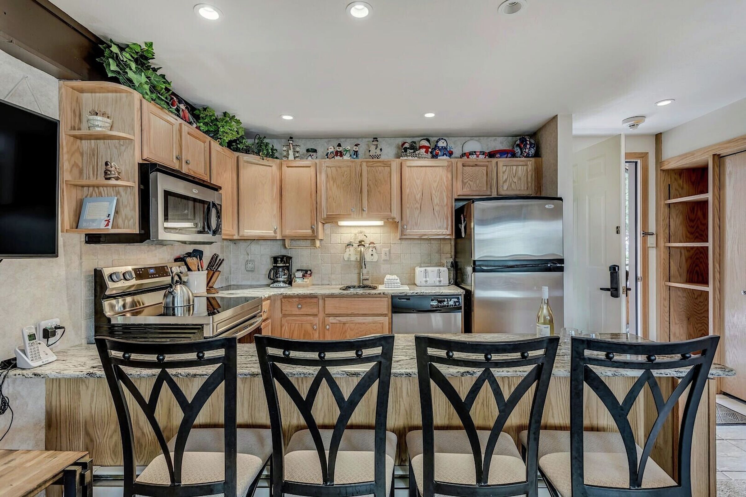 Studio Kitchen