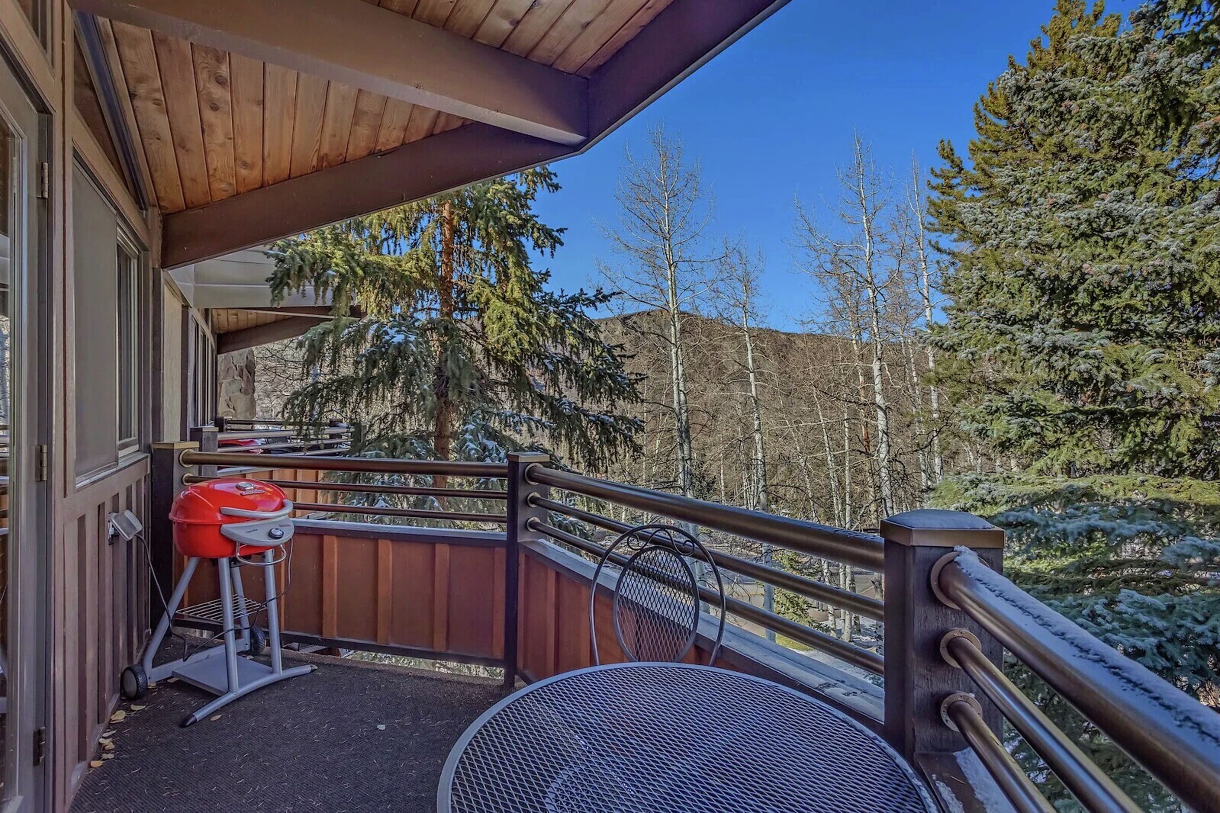 Studio Balcony