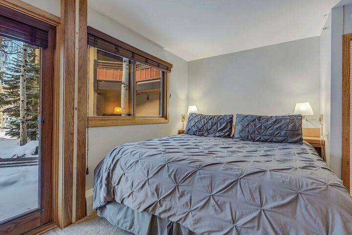 L201 - Studio Sleeping Area
