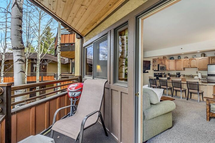 L205 - Studio Balcony