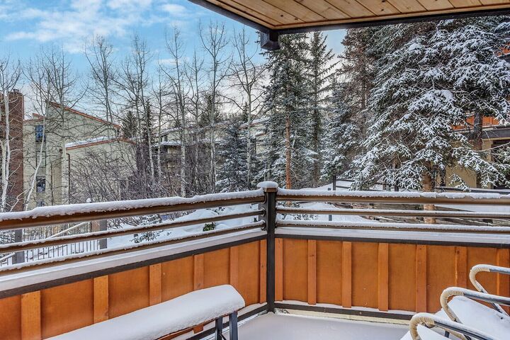 L305 - Studio Balcony