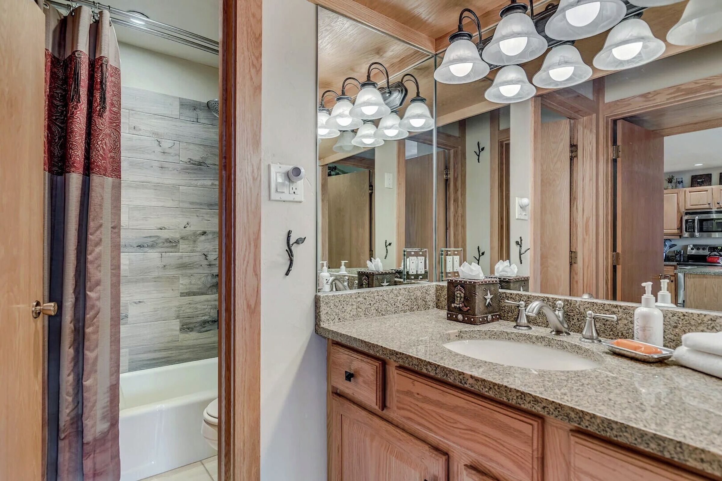 Studio Bathroom