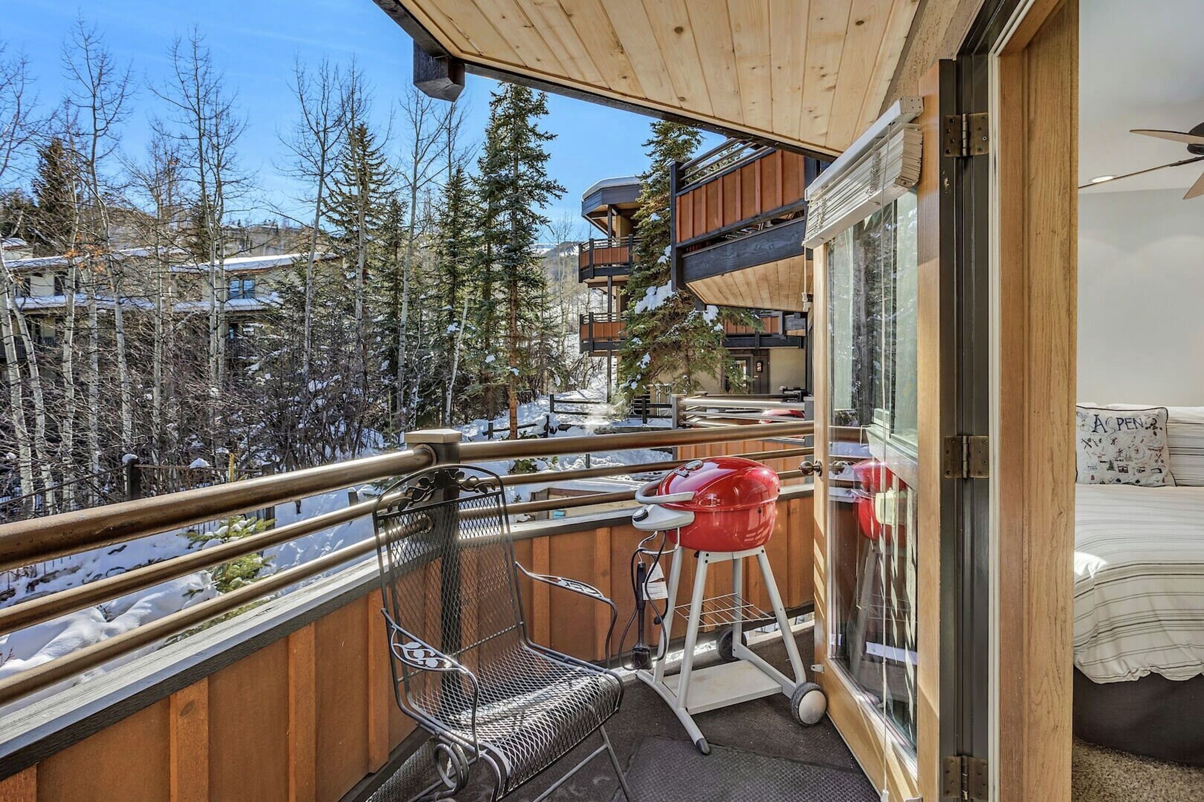 Studio Balcony