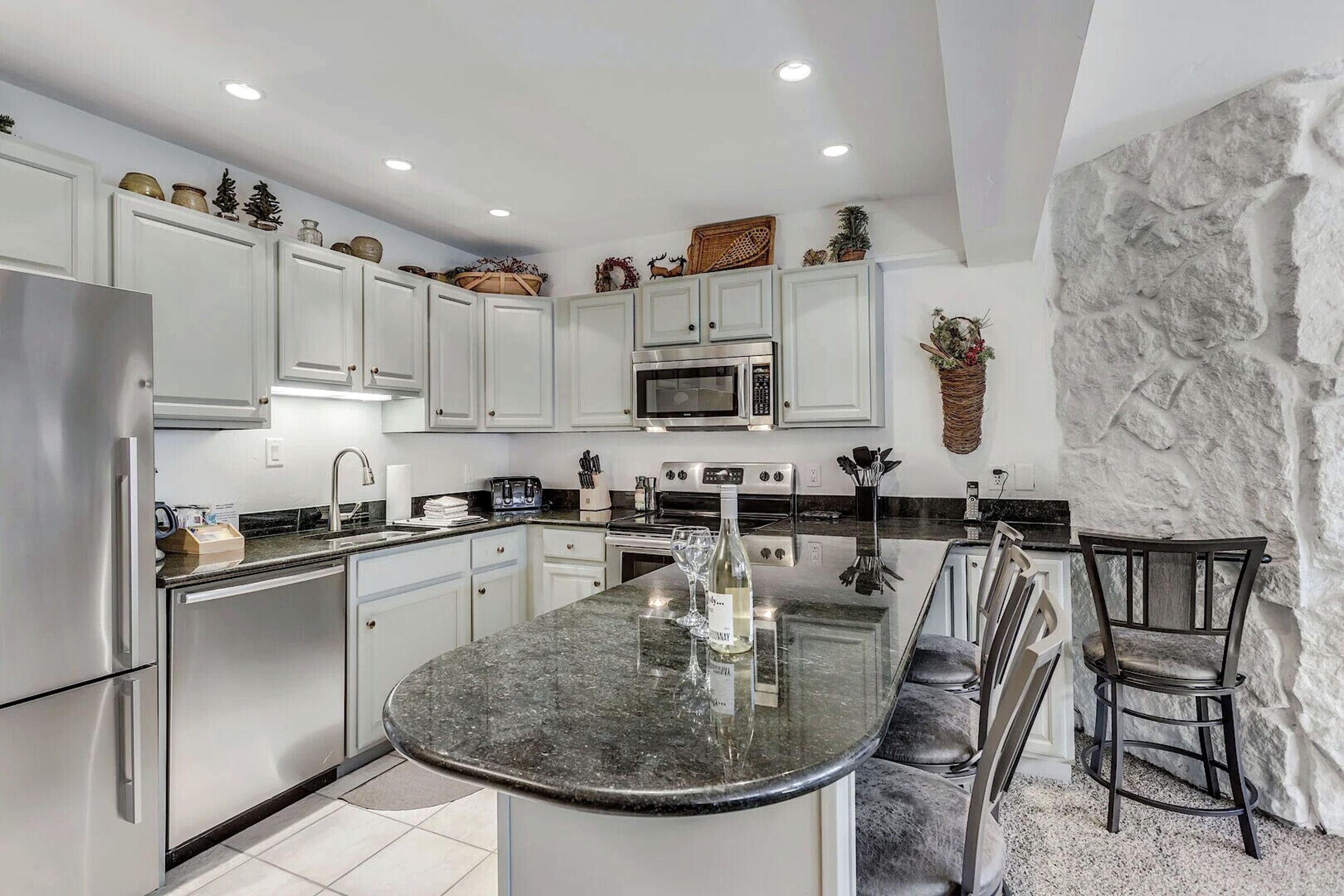 Studio Kitchen