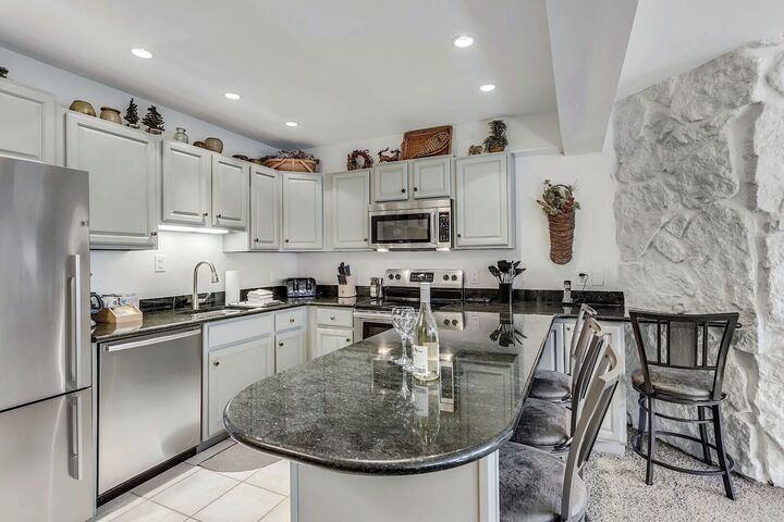 L306 - Studio Kitchen