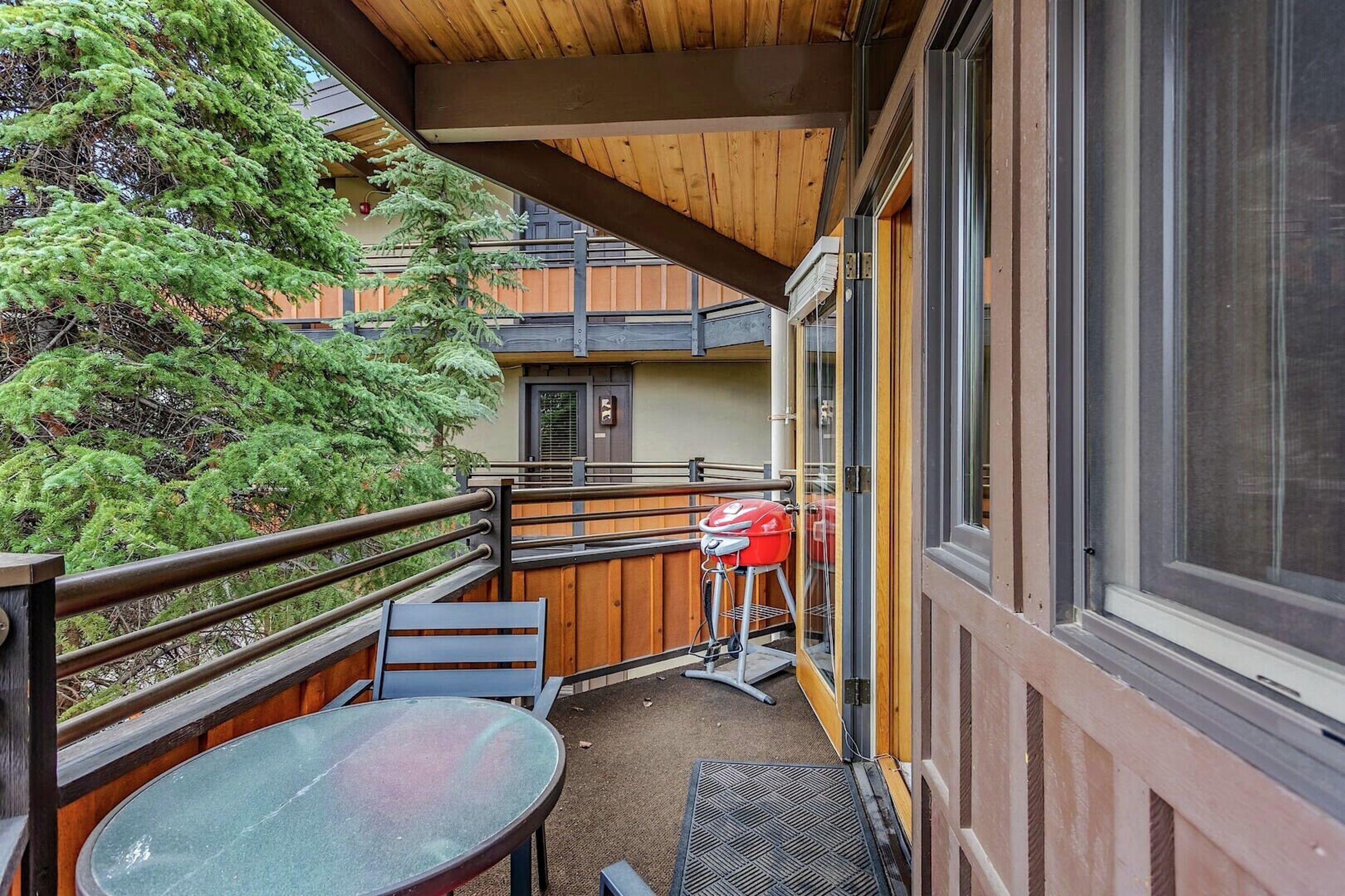 Studio Balcony