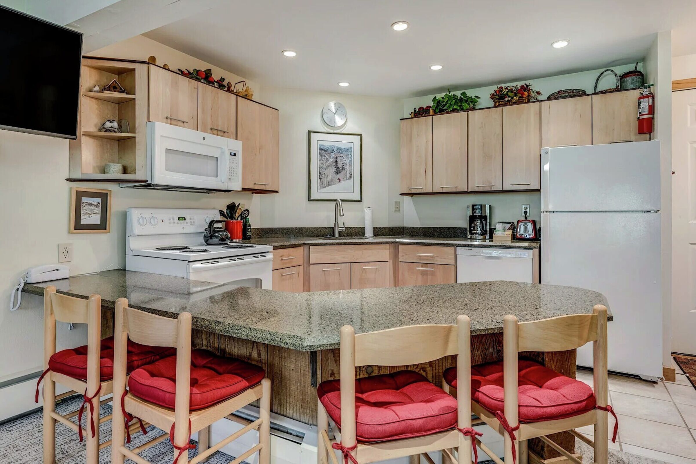 Studio Kitchen