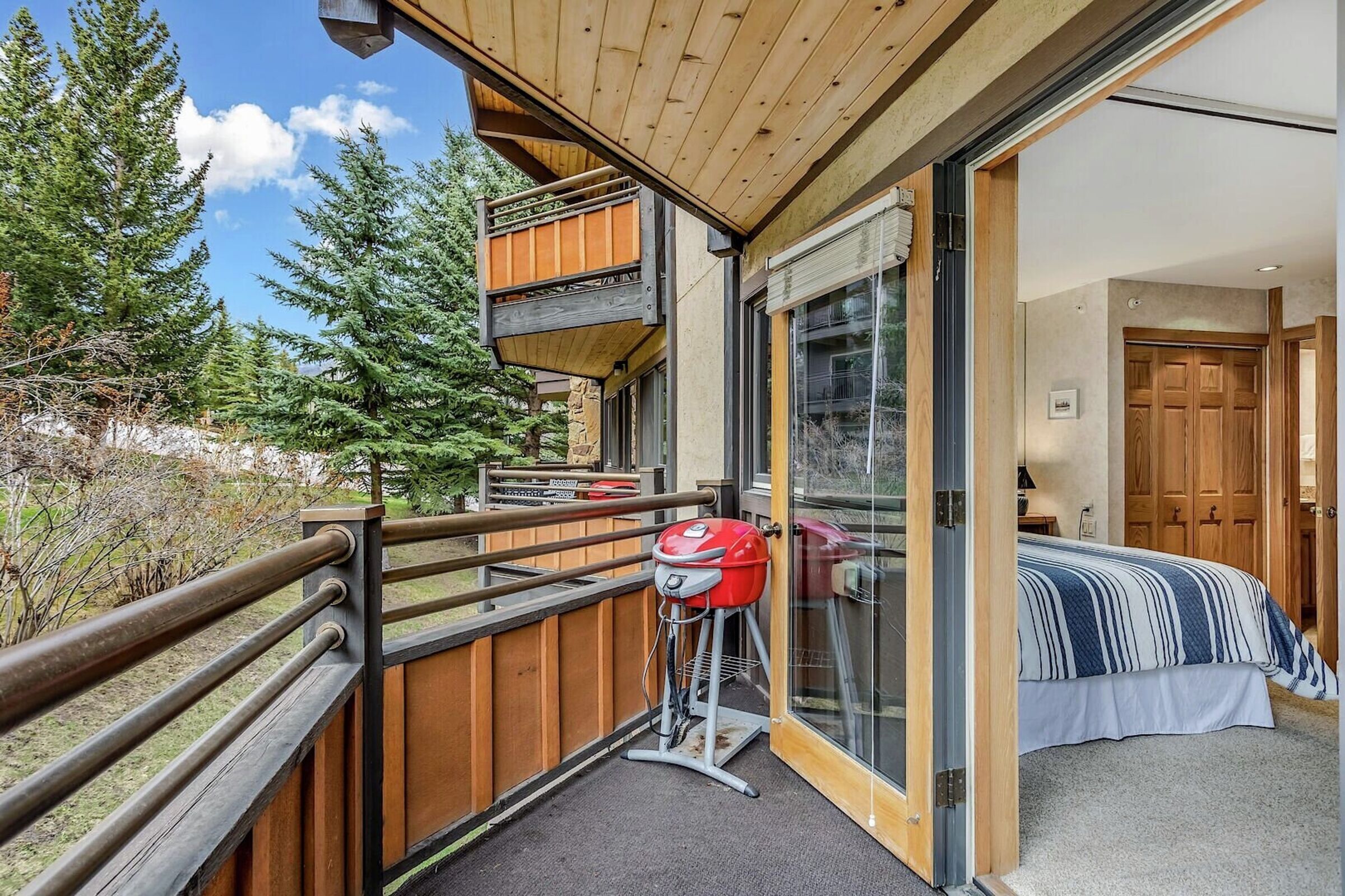 Studio Balcony