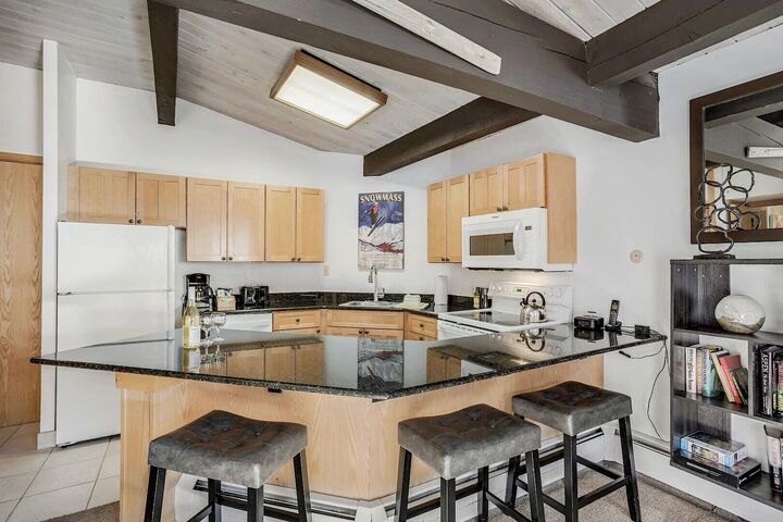 L414 - Studio Kitchen
