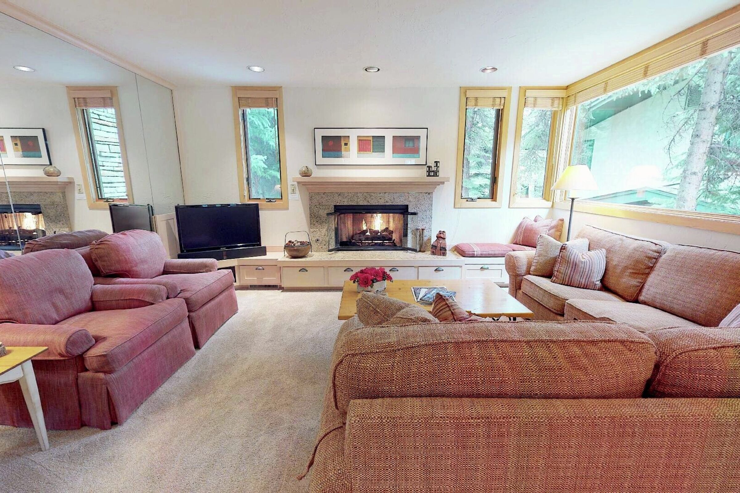 #01 - Living Area