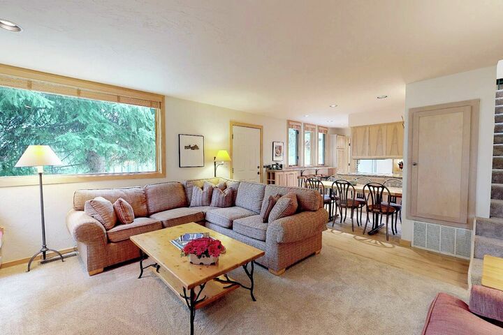 #01 - Living Area