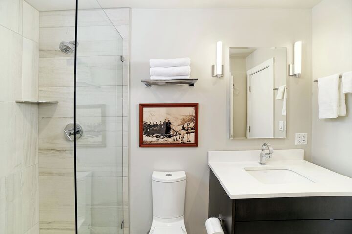 #04 - Bathroom