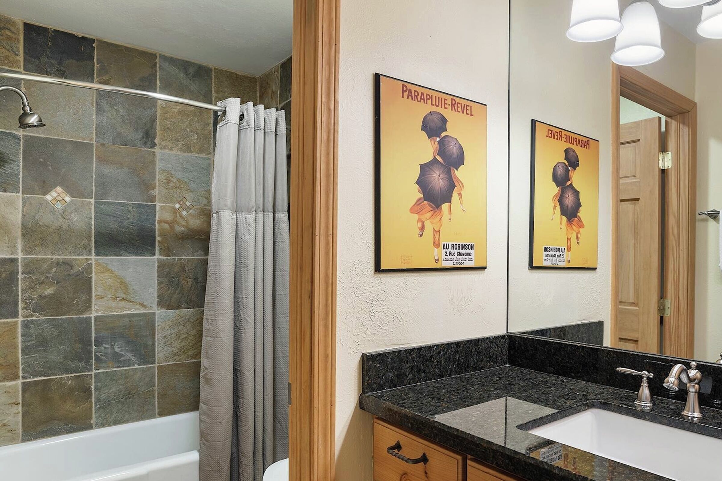 #08 - Bathroom