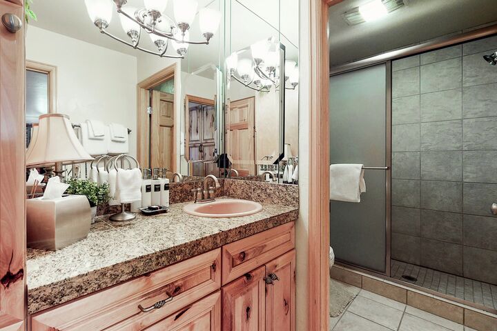 #28 - Bathroom