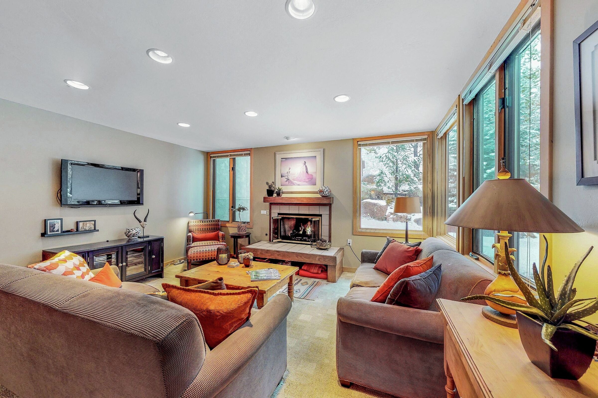 #33 - Living Area