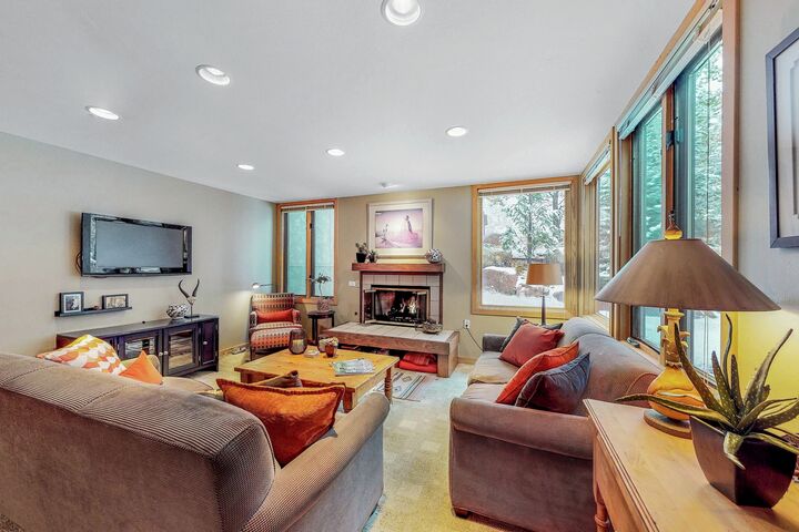 #33 - Living Area