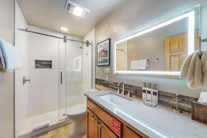 #33 - Bathroom